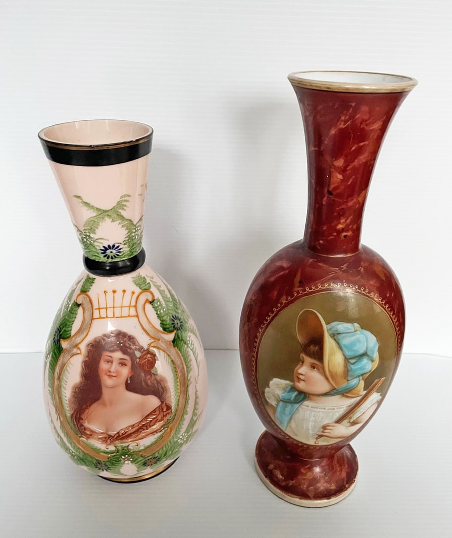 Two Hand Painted Bristol Glass Portrait Vases (1 of 3)