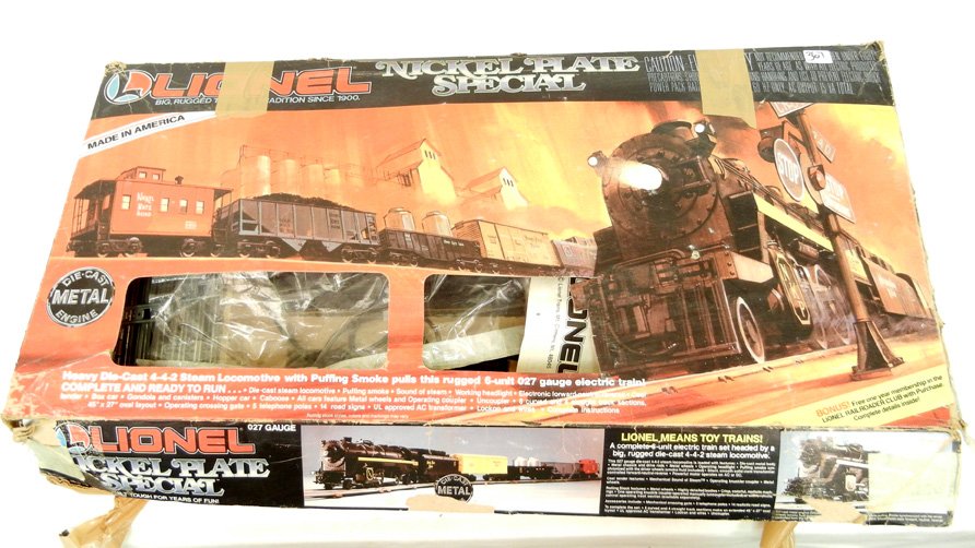 Lionel Nickel Plate Special in original box,: Lionel Nickel Plate Special in original box, 027 gauge, complete in box with instructions, box measures 15" x 30" x 5"