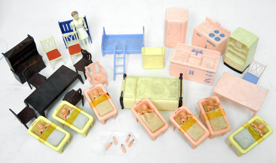 Grouping of Renwal doll furniture and Dionne Quintuplet: Grouping of Renwal doll furniture and Dionne Quintuplets in cribs with nurse