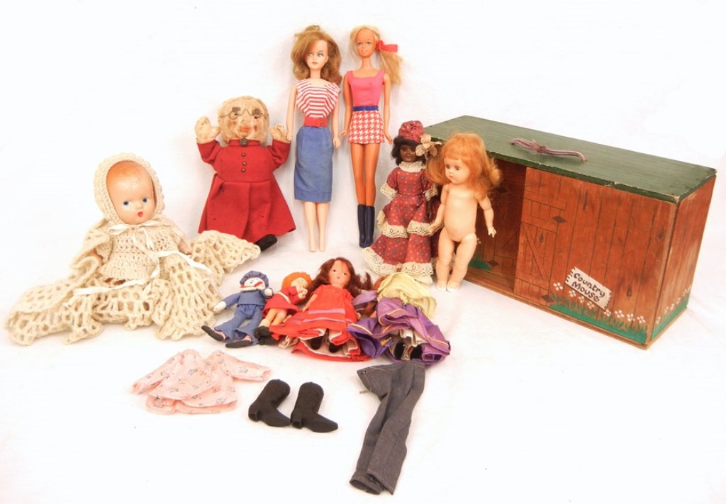 Grouping of dolls: Grouping of dolls, including Barbie Sunset Malibu Barbie model #1067, an all composition doll, unmarked, painted features, bent limbs, Ginny type doll, two bisque Storybook dolls, Annie doll, cloth vo