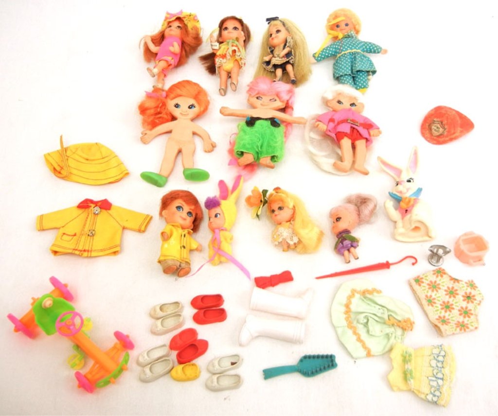 Grouping of 1960's dolls: Grouping of 1960's dolls, including Flatsy, Mrs. Beasley, Kiddles, clothes, shoes, and accessories