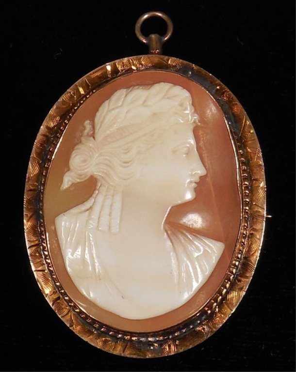Victorian gold cameo brooch: Victorian 14k rose gold cameo pin/pendant, engraved border, carved shell cameo, profile of ancient Greek woman with laurel leaves in hair, 1 3/8" long x 1 1/8" wide, hinged loop for chain, early 20th 