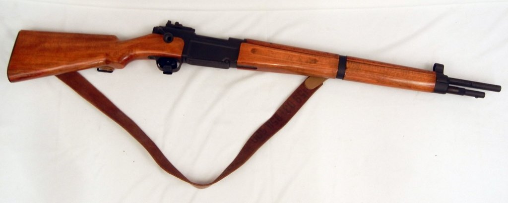 France by MAS military 7.5mm rifle: France by MAS military 7.5mm rifle, bolt action, 5 shot, model M36, internal magazine, dated 1936, serial number L85944, barrel length 23", overall length 40 1/4", 13" spike internal bayonet, barrel c