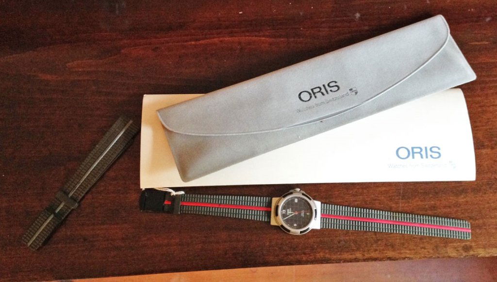 Oris Swiss wristwatch: Oris Swiss wristwatch, with case