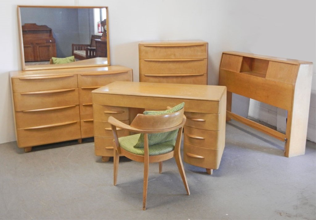 Heywood Wakefield bedroom set: Heywood Wakefield "Wheat" six piece bedroom set, chest of drawers 46" x 34" x 20", double dresser 34" x 54" x 20", attached mirror 29 1/2" x 41 1/2", double pedestal desk 30" x 49 1/4" x 24", chair 30