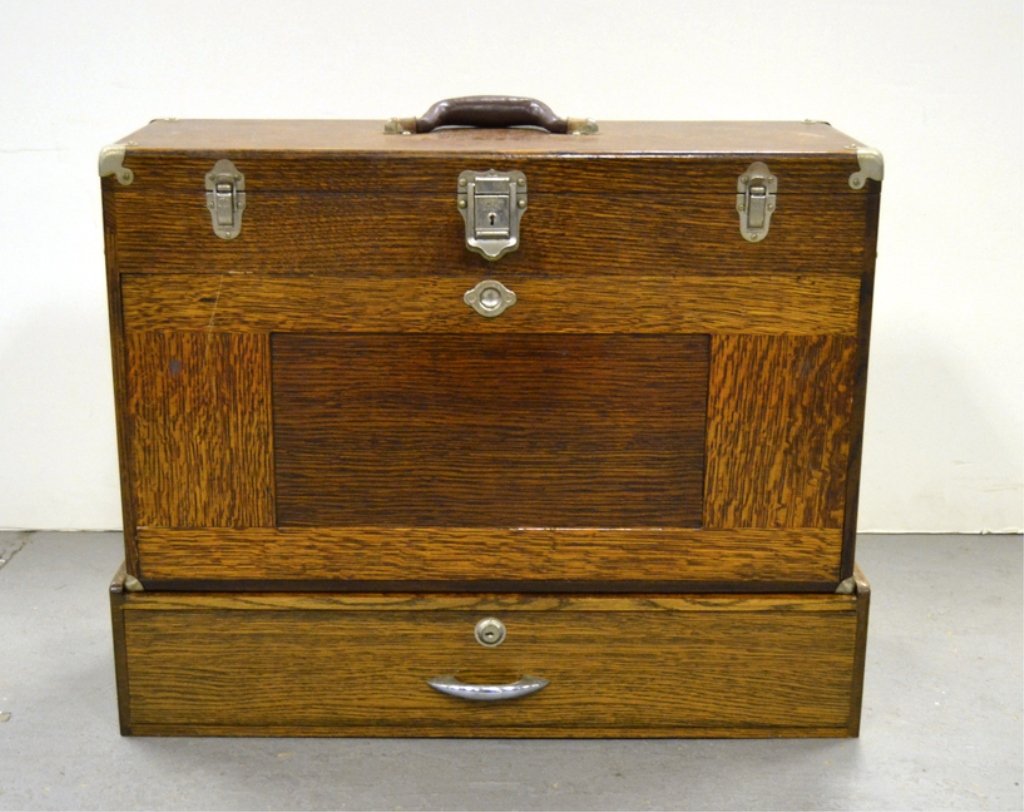 Oak machinist's chest: Oak machinist's chest by H. Gerstner & Sons Dayton, O. U.S.A., removeable front, owner's label inside lid, 21 1/2" x 27 1/4" x 11"