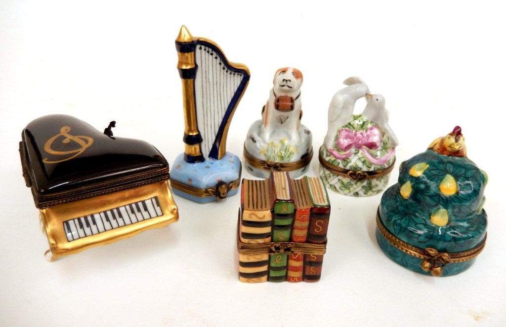 Six hand painted Limoges porcelain pill boxes (1 of 9)