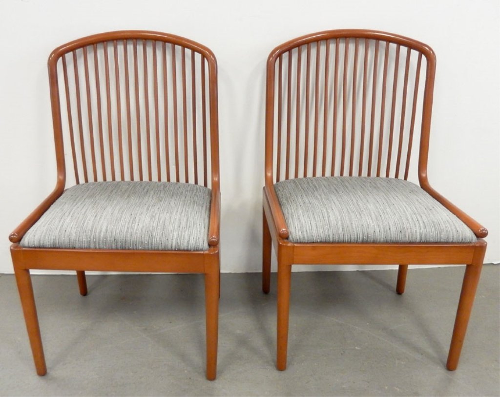 Pair of Knoll Studio Exeter side chairs: Pair of Knoll Studio Exeter side chairs by Davis Allen, upholstered seats, 37" high x 22" x 19"