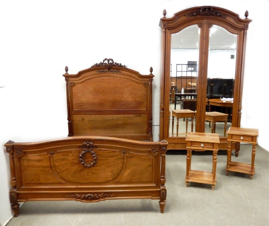 Walnut Louis XVI style bedroom suite (1 of 10)
