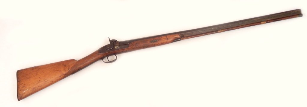 Cap and ball black powder 3/4" bore shotgun: Cap & ball black powder approx 3/4" bore shotgun, open hammer, barrel length 31", overall length 47 1/2", R.?. Bate stamped on side plate, with ram rod and fore grip, C&R N/A, Instacheck NO