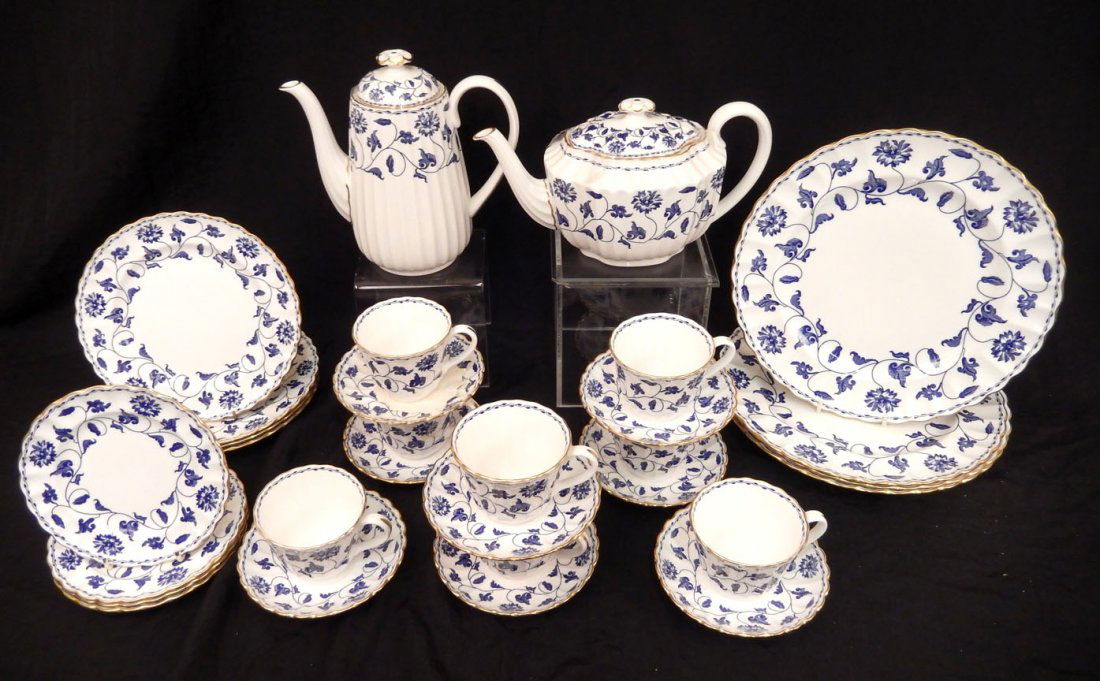 Spode "Colonial Blue" dinnerware set (1 of 2)