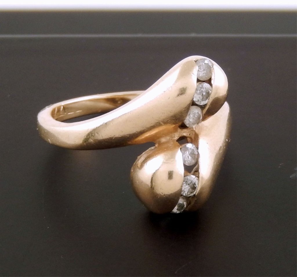 14k gold and diamond ring (1 of 2)