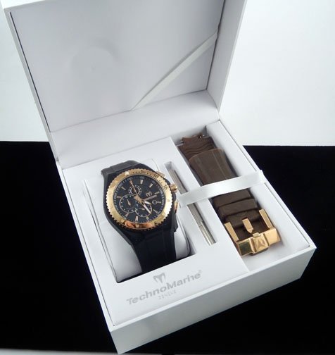 Mens TechnoMarine wristwatch: Mens TechnoMarine wristwatch, new in box with 2010 receipt and papers