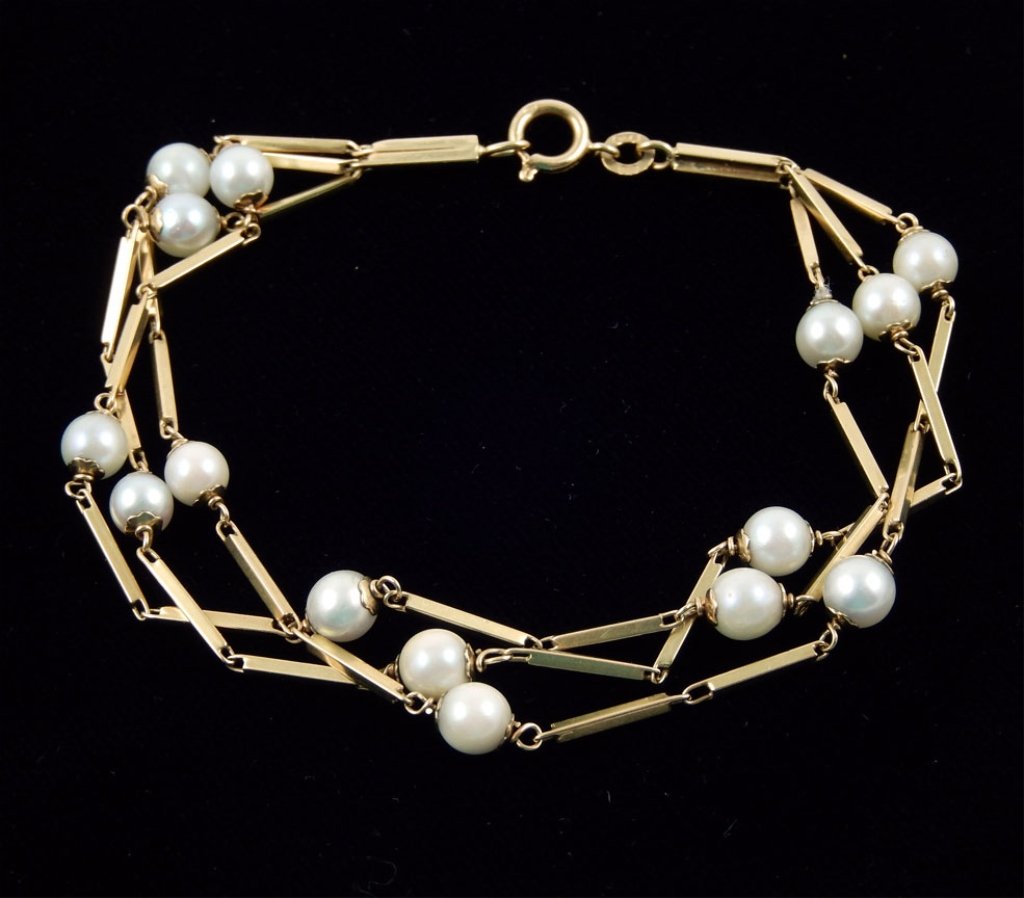 18k gold and pearl three strand bracelet (1 of 1)