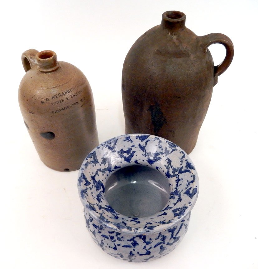 Two stoneware jugs and a stoneware spittoon (1 of 4)