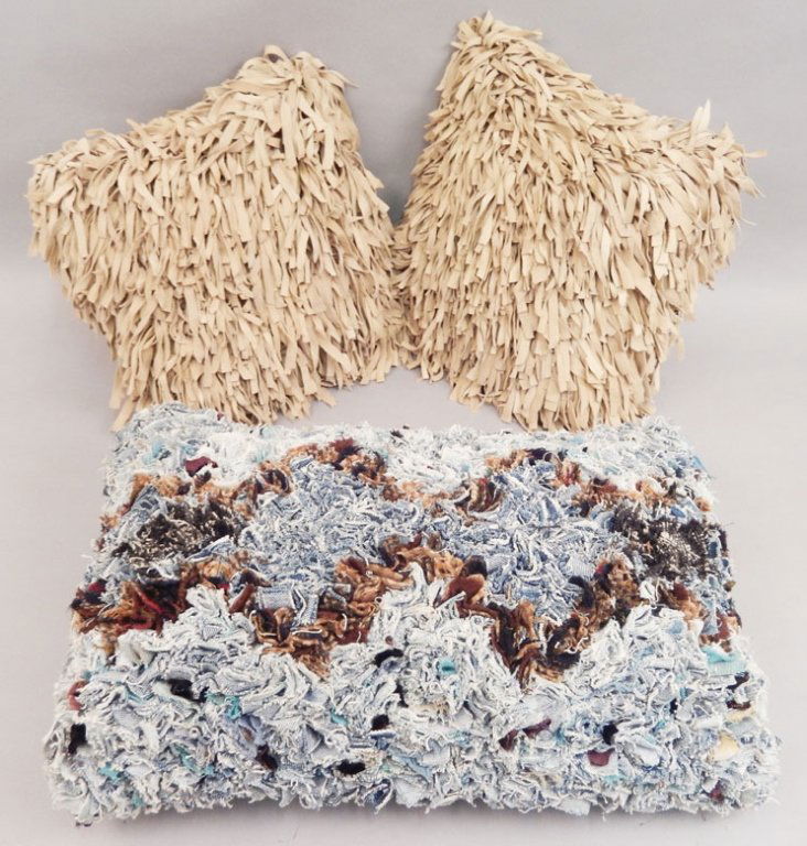 Three decorative pillows (1 of 5)