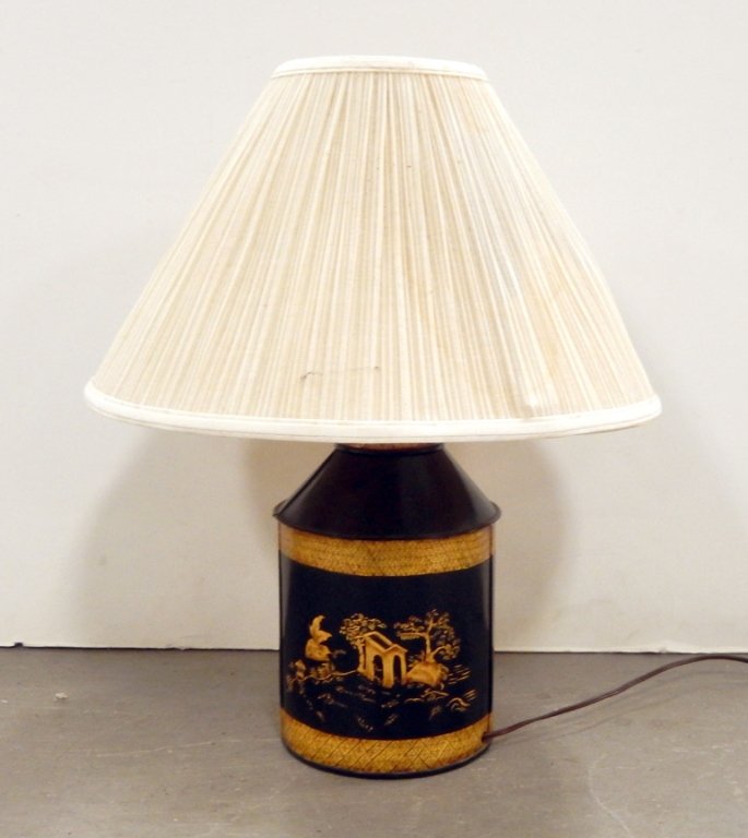 Toleware tea caddy lamp (1 of 5)