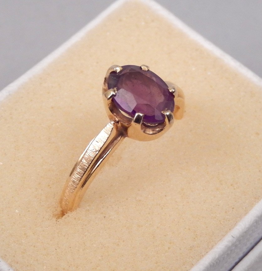 14k gold and amethyst ring, (1 of 2)