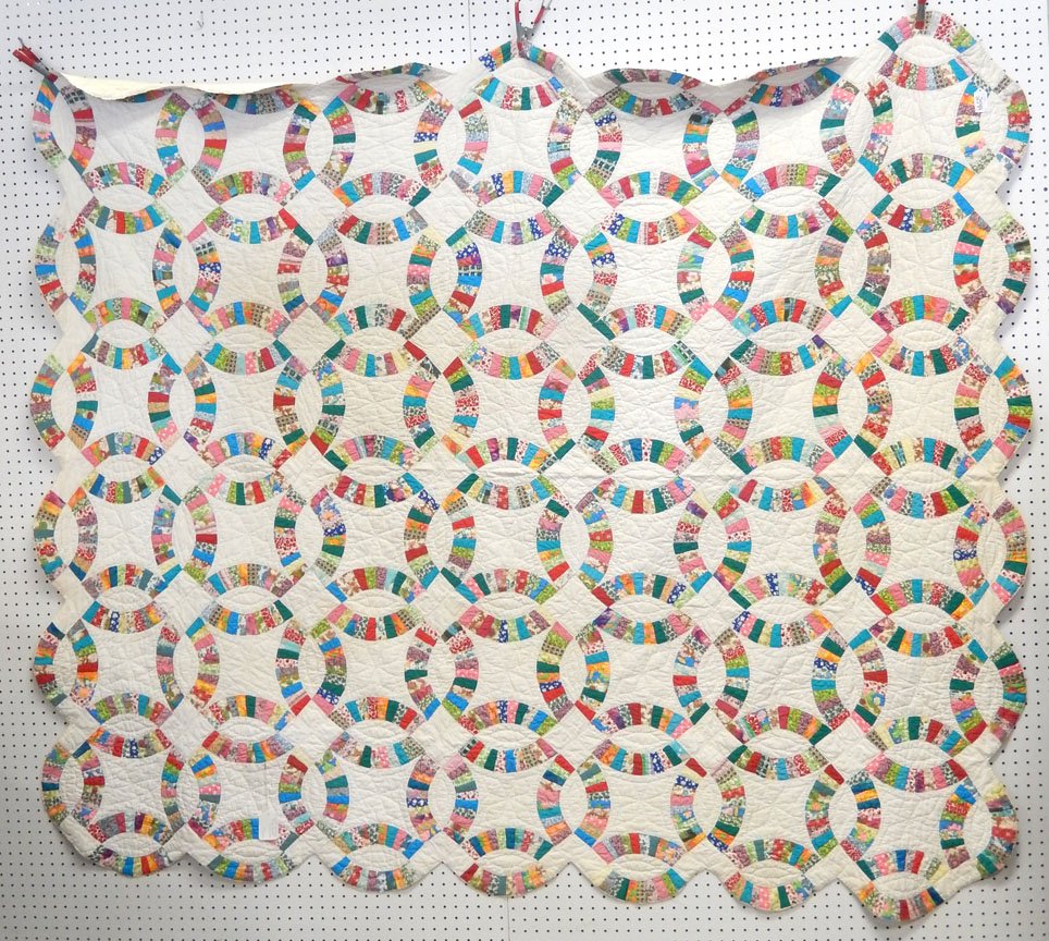Double Wedding Ring quilt,: Double Wedding Ring quilt, ca. 1940-50, 76" x 86"