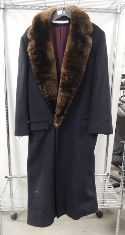 Perry Ellis Stadium coat with beaver fur collar: Perry Ellis Stadium coat with beaver fur collar, full length, shoulder to shoulder 18", shoulder to cuff 24", collar to bottom 48"