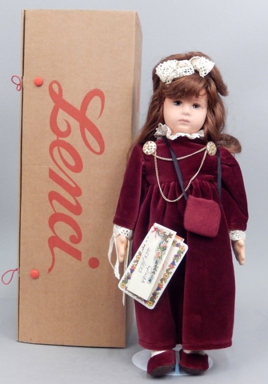 Lenci doll Gilda in original box (1 of 3)
