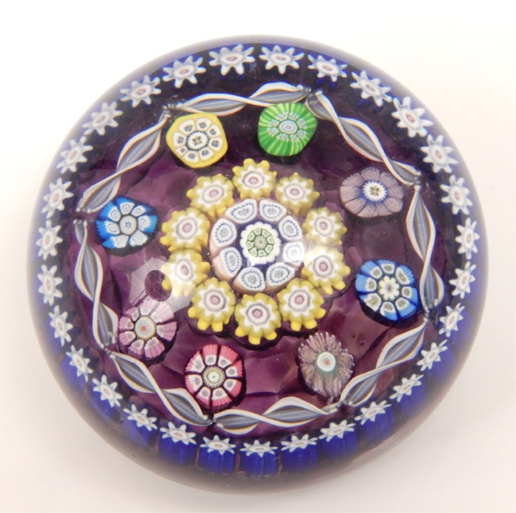 Perthshire art glass paperweight (1 of 2)