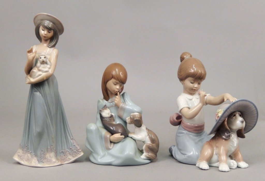 Three Lladro porcelain figurines in original boxes (1 of 5)