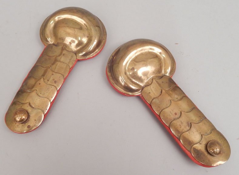 Pair of Civil War epaulettes: Pair of Civil War Cavalry epaulettes, overall length 6 5/8"