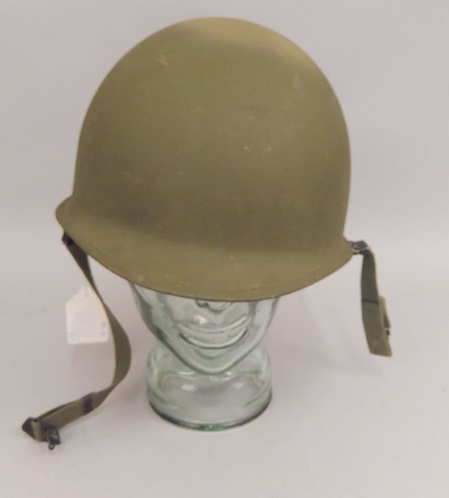 US M1 helmet with liner and chinstrap: US M1 helmet with liner and chinstrap, rear seam, swivel bails, liner stamped