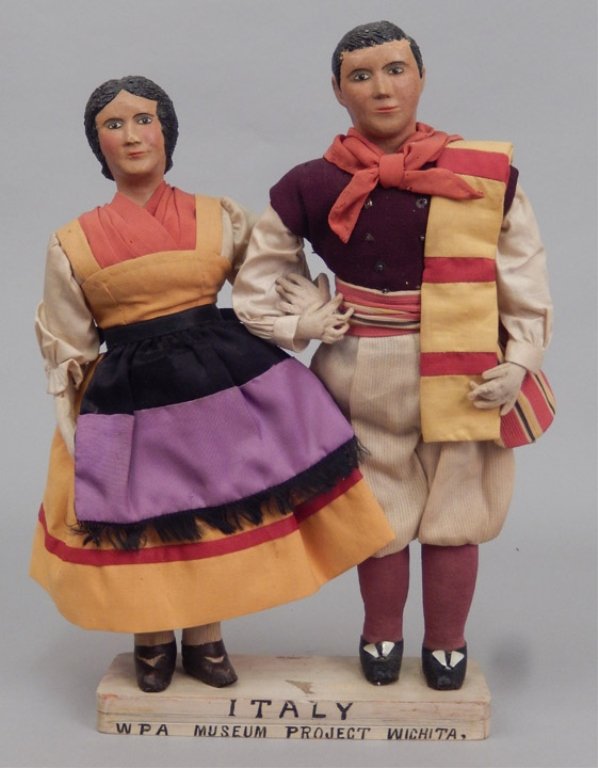 Pair of WPA dolls Italy (1 of 4)