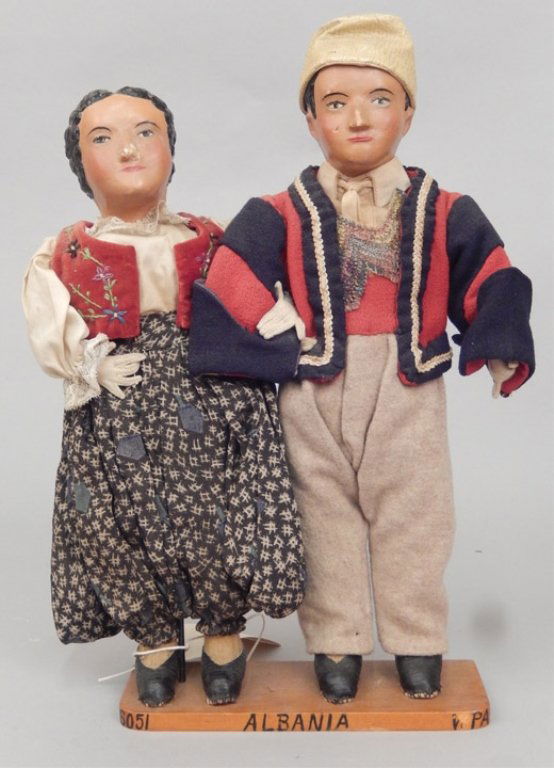 Pair of WPA Dolls Albania (1 of 4)