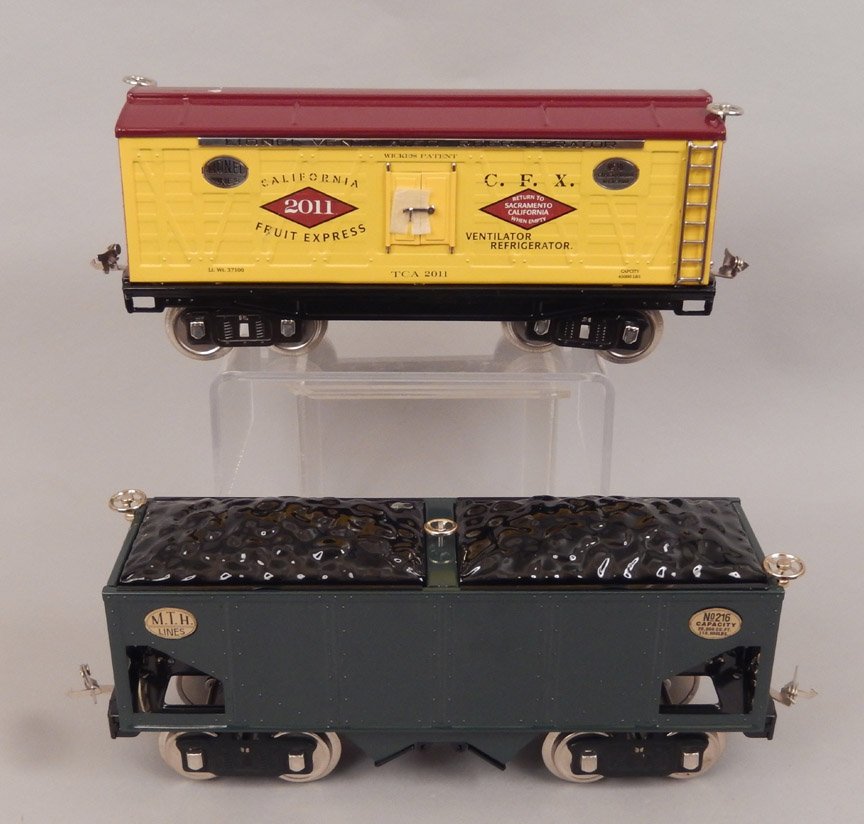 Two Standard Gauge freight cars (1 of 8)