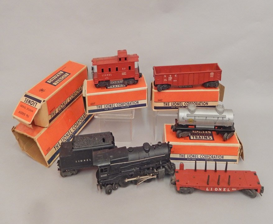 Lionel Postwar Freight Train Set In Boxes