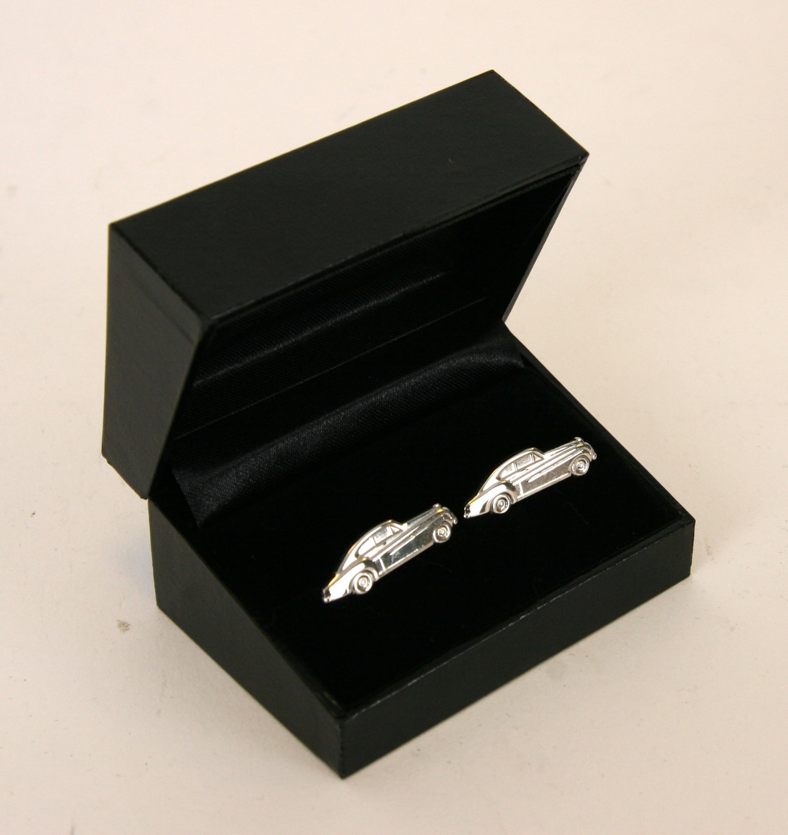 Bentley R Type Silver plated cufflinks by Anthony Holt Lot 11 (1 of 2)