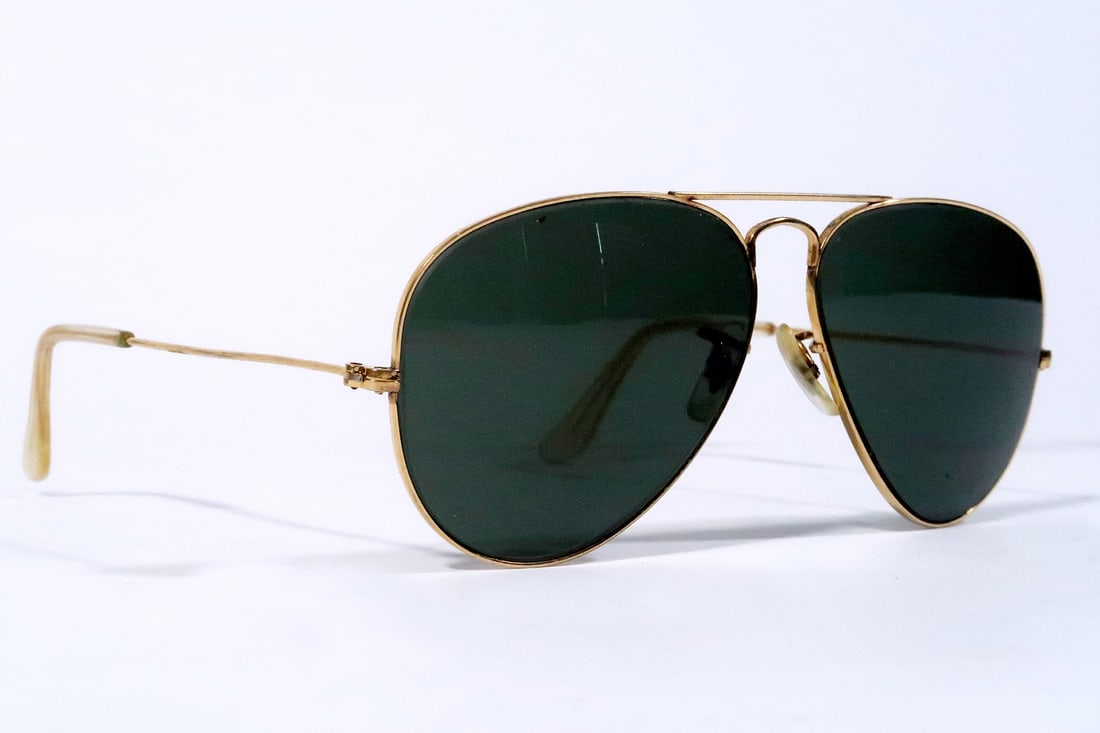 Tom Cruise Sunglasses From “Top Gun” : Pete 'Maverick' Mitchell's (Tom Cruise) iconic sunglasses from Tony Scott's action film â€œTop Gun”. Maverick wore his Ray-Ban sunglasses in several scenes and most notably in his final one 