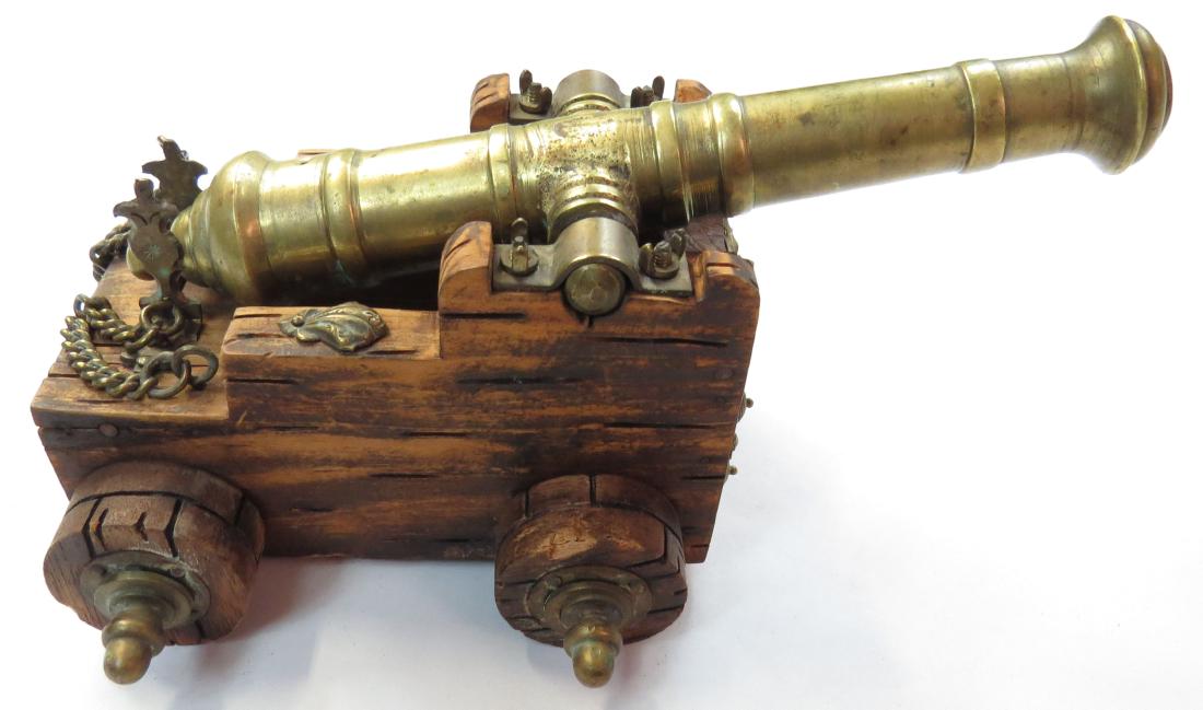 A BLACK POWDER CANNON (1 of 4)