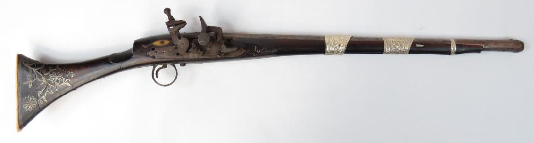 A RARE MOROCCAN BOYS MUSKET (1 of 6)