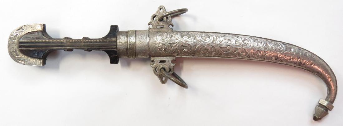 A MOROCCAN KOUMIYYAH DAGGER (1 of 3)