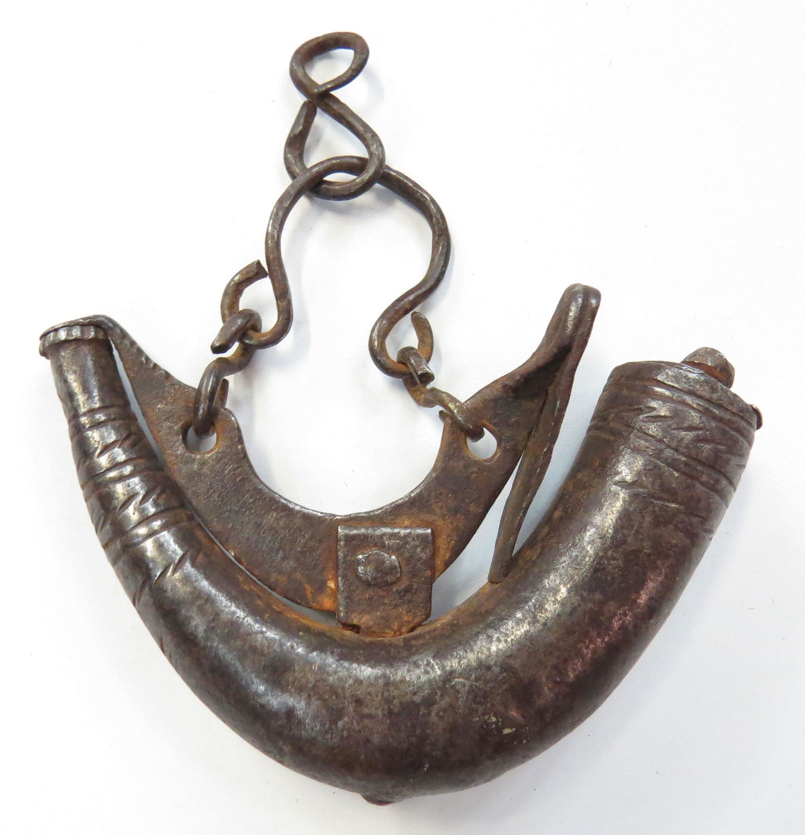 AN AFGHAN PRIMING FLASK (1 of 2)