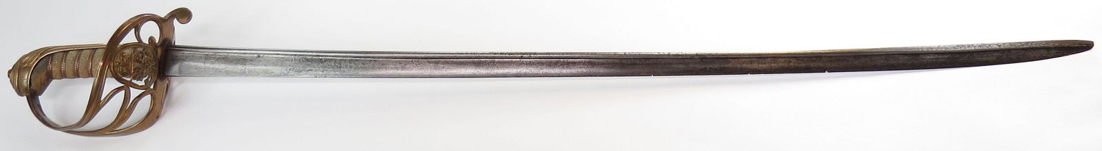 A M1822 BRITISH INFANTRY OFFICERS SWORD (1 of 7)