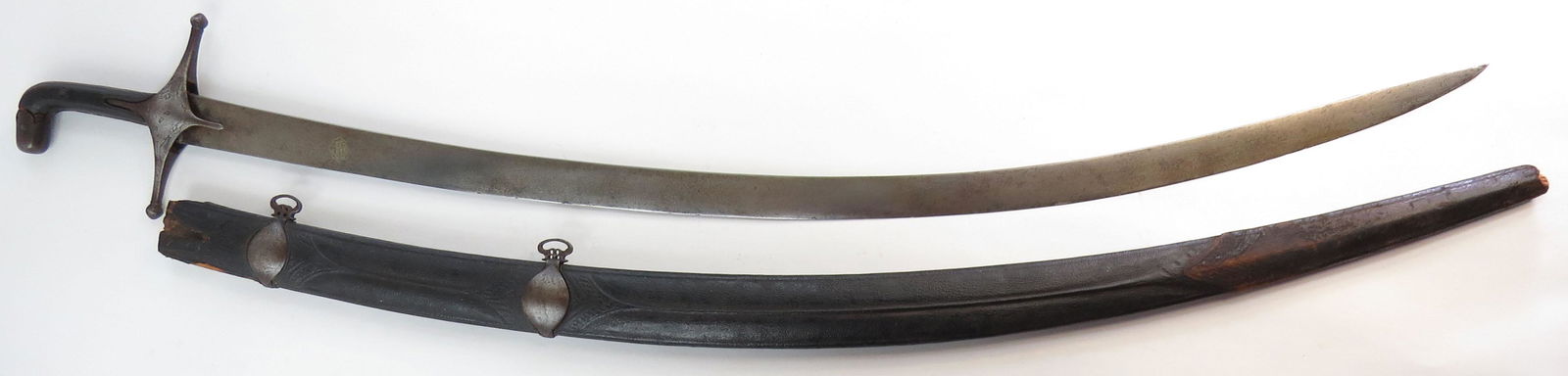 A PERSIAN SHAMSHIR SWORD (1 of 9)