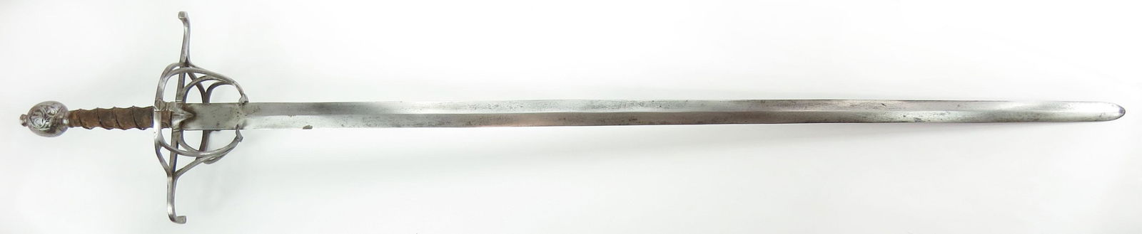A GERMAN SWORD RAPIER (1 of 5)