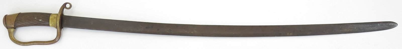 A PERSIAN MILTARY SABER SWORD: Based upon the Russian M 1883. Brass guard, wooden grip. Blade struck with Persian numerals at the forte. 10th-20th century. Well worn overall. Overall length 95cm. Condition IV