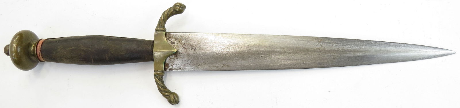 A VICTORIAN-ERA MEDIEVAL DAGGER (1 of 2)