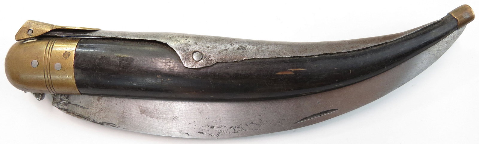 A MEDITERRANEAN CLASPKNIFE (1 of 4)