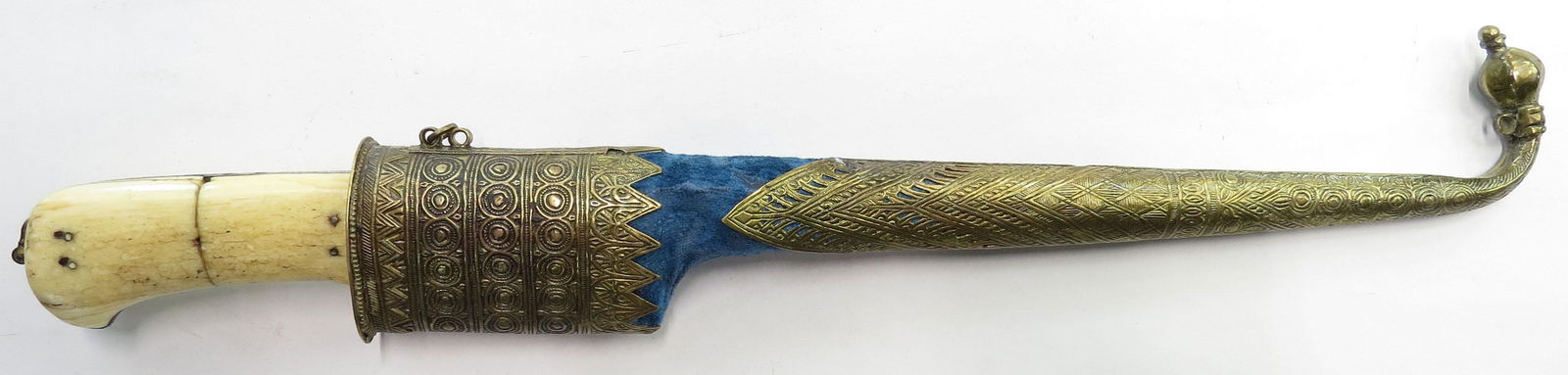 A FINE AFGHAN PESH QABZ DAGGER (1 of 6)