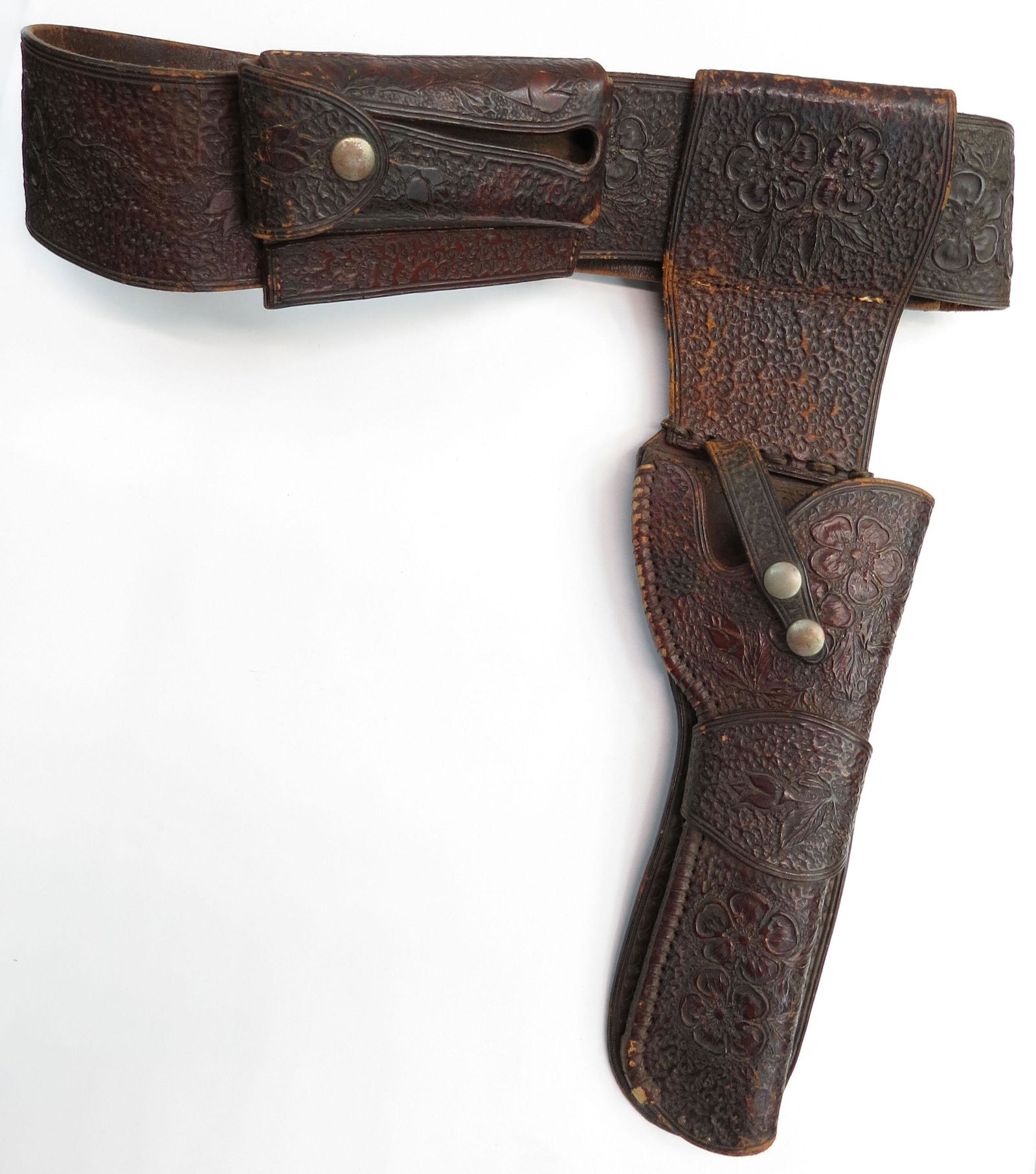 AN AMERICAN WESTERN HOLSTER RIG (1 of 4)