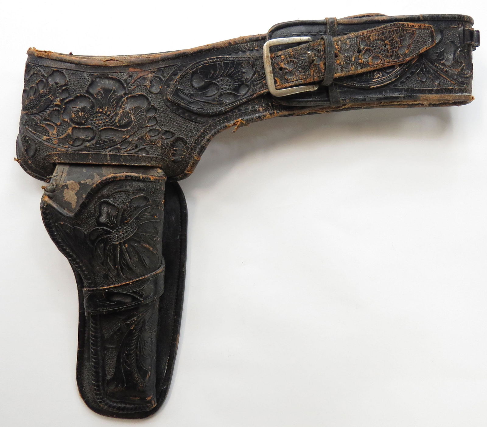 A MEXICAN HOLSTER RIG (1 of 3)