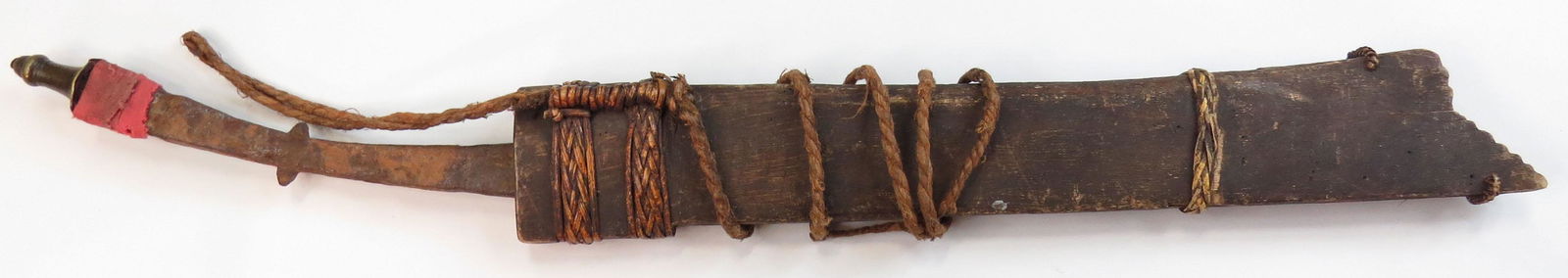 A RARE BORNEO PARANG PANDIT SWORD (1 of 3)