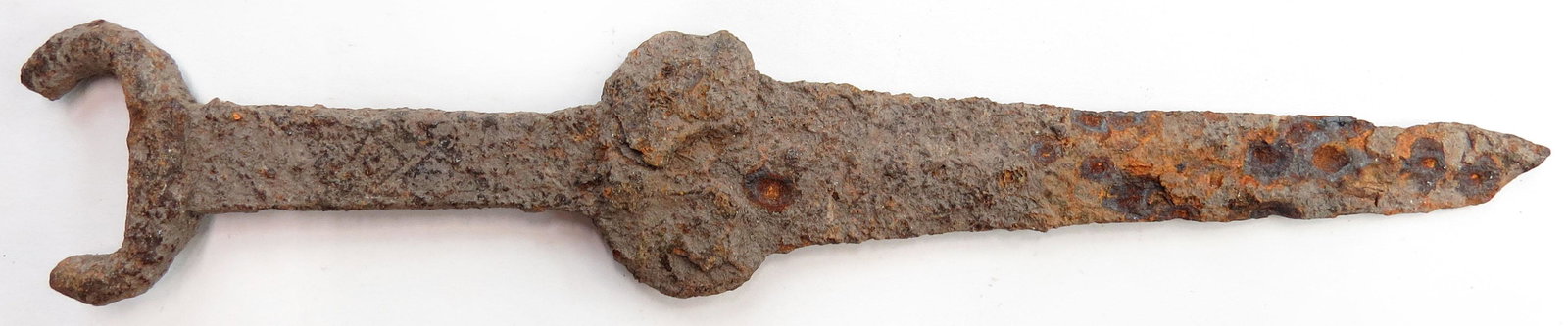 A RARE SCYTHIAN AKINAKES SWORD (1 of 2)